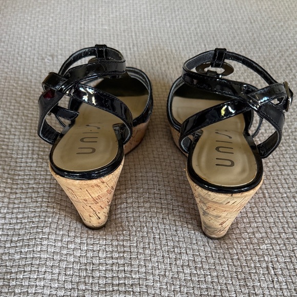Unisa Glossy Black Wedge Sandals - Picture 6 of 8